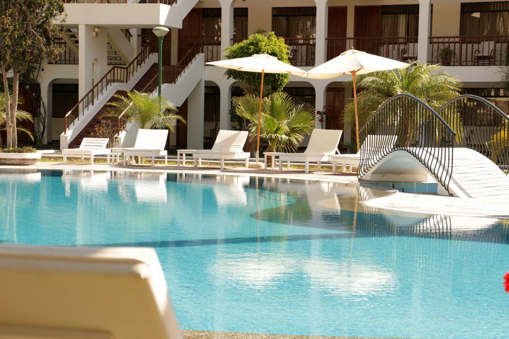 Hotel Villa De Valverde Ica Bagian luar foto