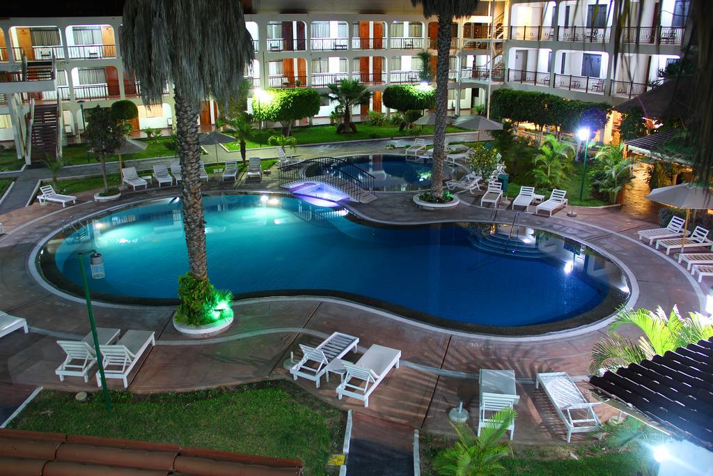 Hotel Villa De Valverde Ica Bagian luar foto